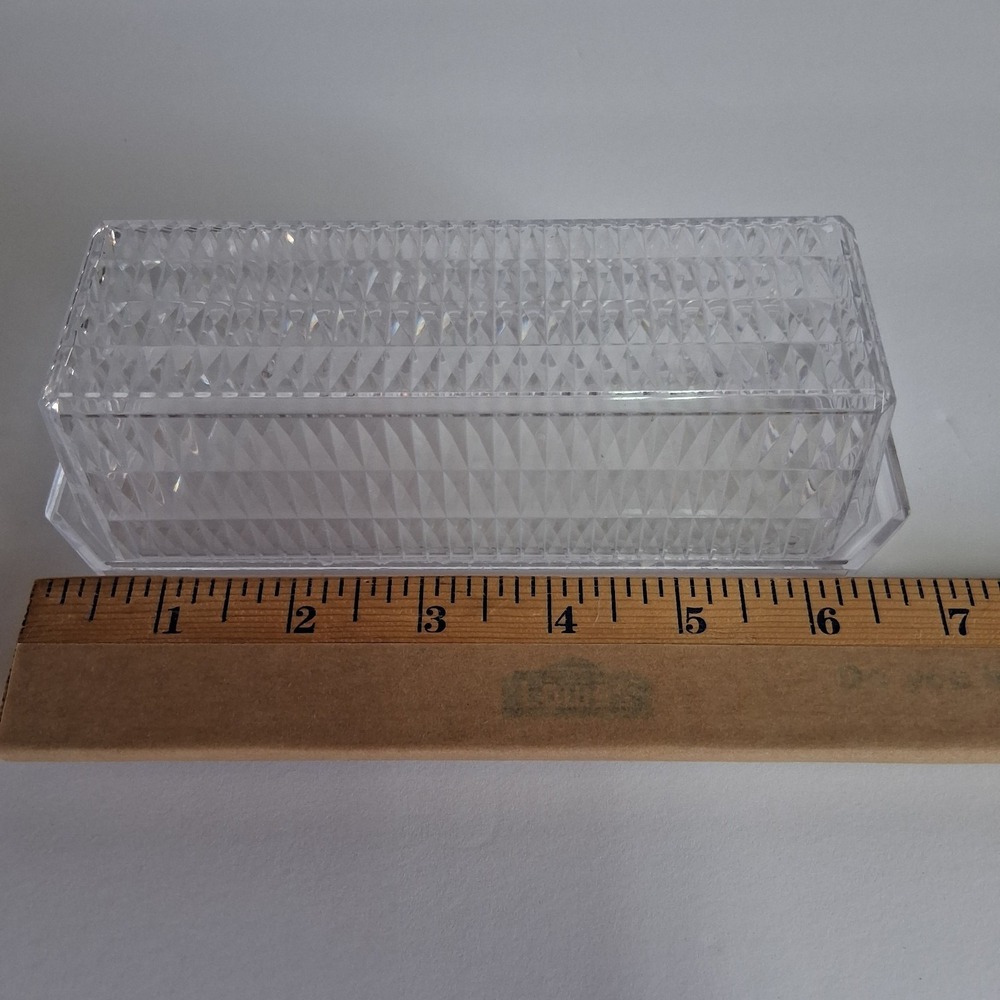 Vintage Arrow Plastics 202 Clear Plastic Diamond Cut Covered Butter Dish USA - Picture 3 of 11